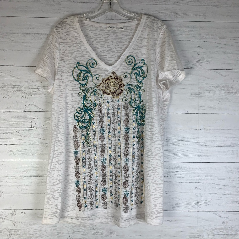 Cato white floral V Neck tshirt women's size XL distressed  metallic